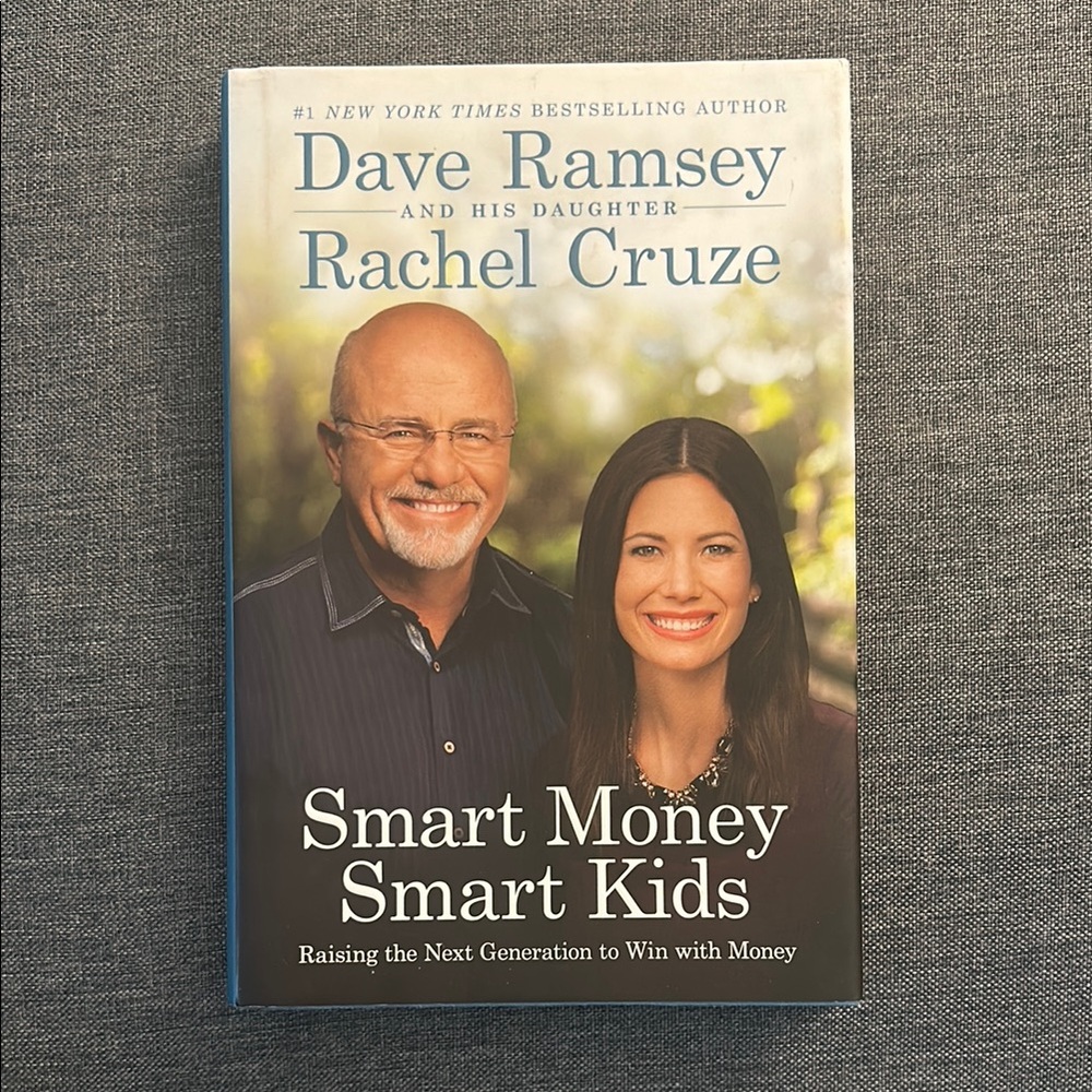 Smart Money Smart Kids by Dave Ramsey and Rachel Cruze - Blue Cover